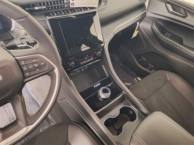 new 2025 Jeep Grand Cherokee L car, priced at $40,108