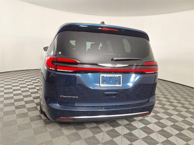 new 2025 Chrysler Pacifica car, priced at $42,920