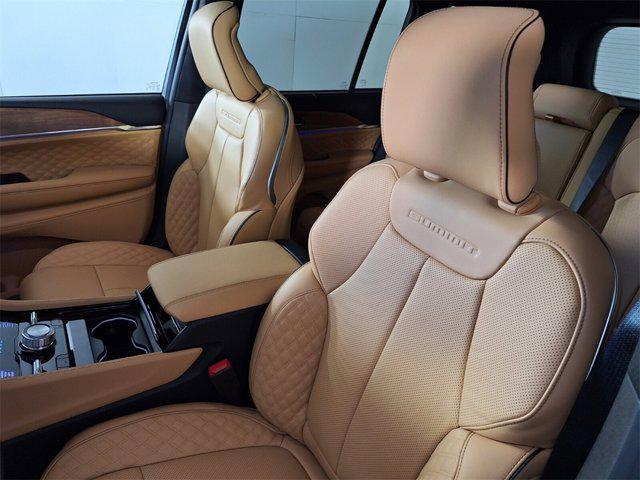 new 2025 Jeep Grand Cherokee car, priced at $58,298