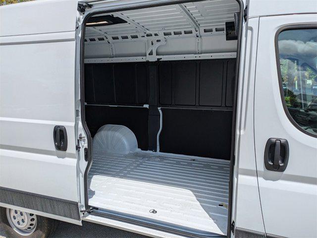 new 2025 Ram ProMaster 1500 car, priced at $48,158