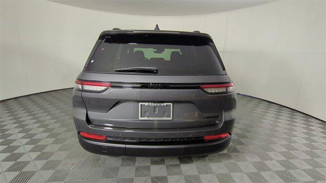 new 2025 Jeep Grand Cherokee car, priced at $38,687