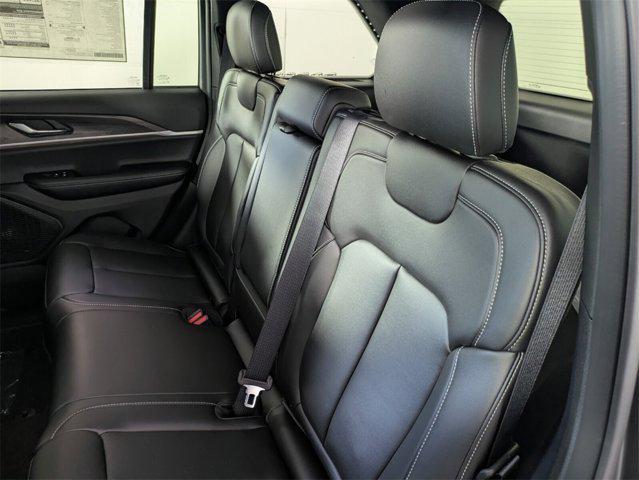 new 2025 Jeep Grand Cherokee car, priced at $38,687