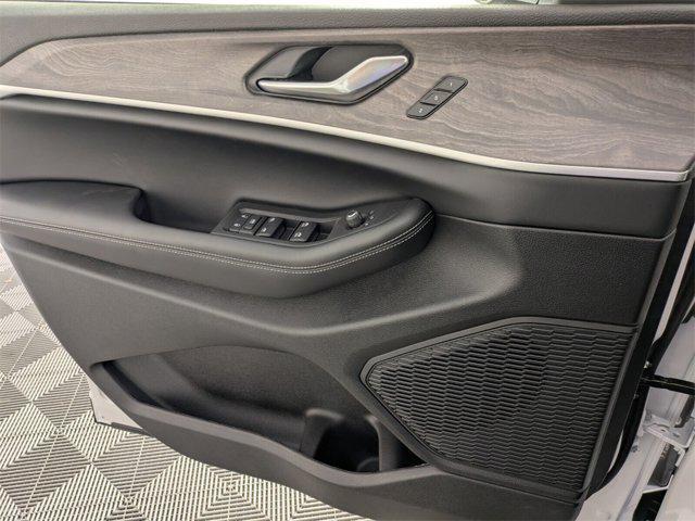 new 2025 Jeep Grand Cherokee car, priced at $38,158