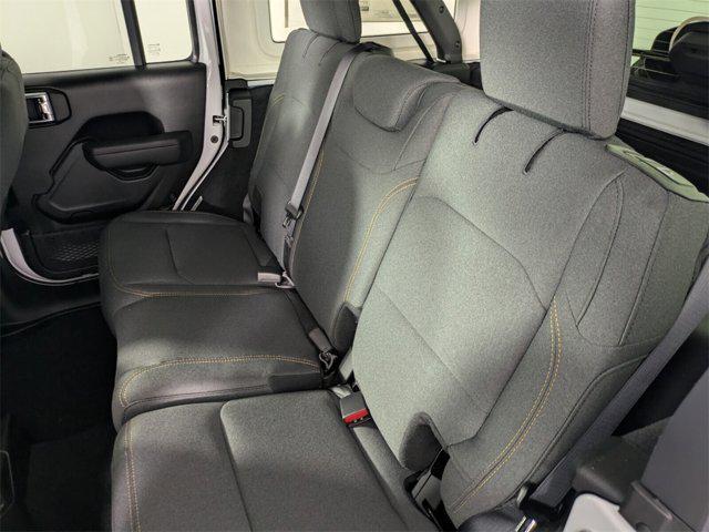 new 2025 Jeep Wrangler car, priced at $42,331