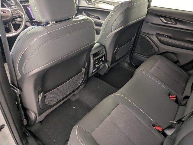 new 2025 Jeep Grand Cherokee car, priced at $34,872