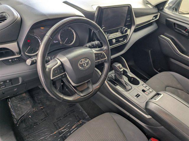 used 2023 Toyota Highlander car, priced at $29,959