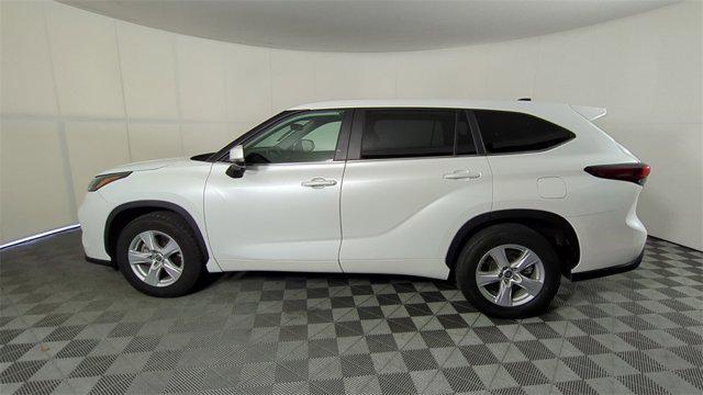 used 2023 Toyota Highlander car, priced at $29,959
