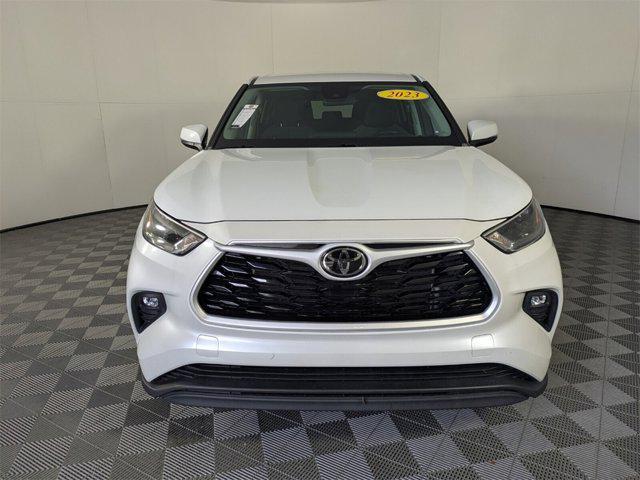 used 2023 Toyota Highlander car, priced at $29,959