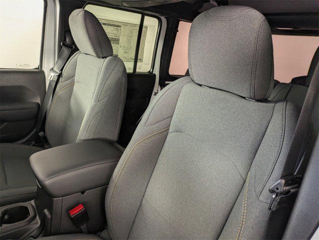 new 2025 Jeep Wrangler car, priced at $39,221
