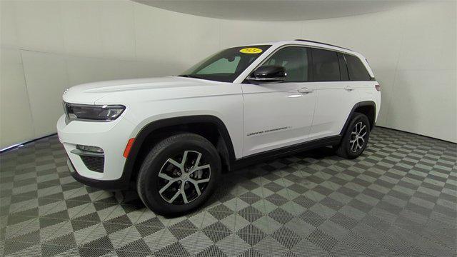 used 2024 Jeep Grand Cherokee car, priced at $30,155