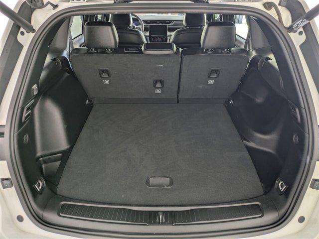 used 2024 Jeep Grand Cherokee car, priced at $30,155