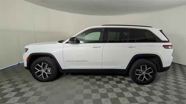 used 2024 Jeep Grand Cherokee car, priced at $30,155