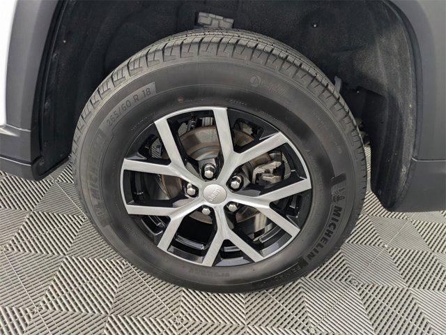 used 2024 Jeep Grand Cherokee car, priced at $30,155