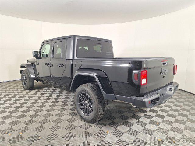 new 2024 Jeep Gladiator car, priced at $39,817