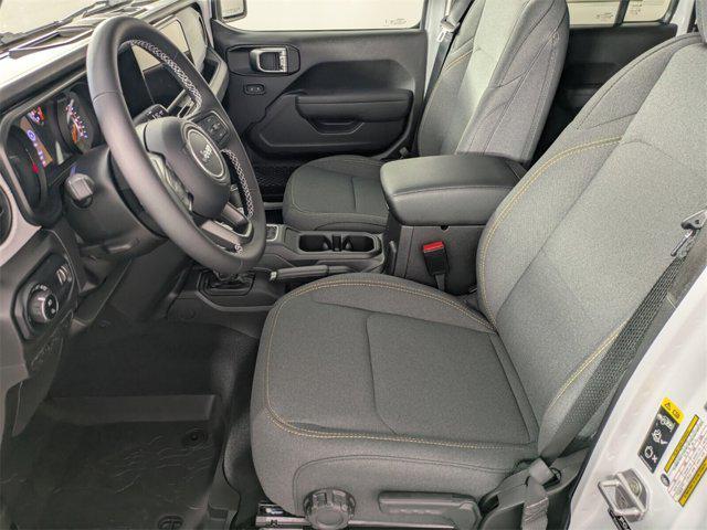 new 2025 Jeep Gladiator car, priced at $39,028