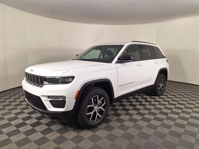 new 2024 Jeep Grand Cherokee L car, priced at $38,230