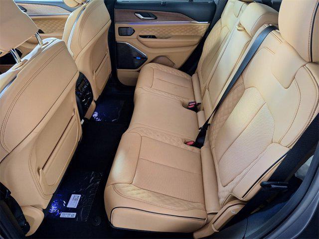 new 2025 Jeep Grand Cherokee car, priced at $58,822