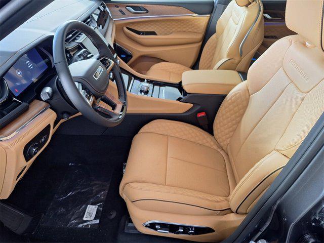 new 2025 Jeep Grand Cherokee car, priced at $58,822