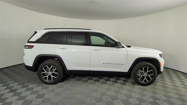new 2025 Jeep Grand Cherokee car, priced at $32,347