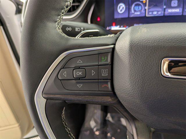 new 2025 Jeep Grand Cherokee car, priced at $32,347