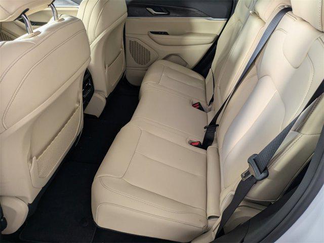 new 2025 Jeep Grand Cherokee car, priced at $32,347