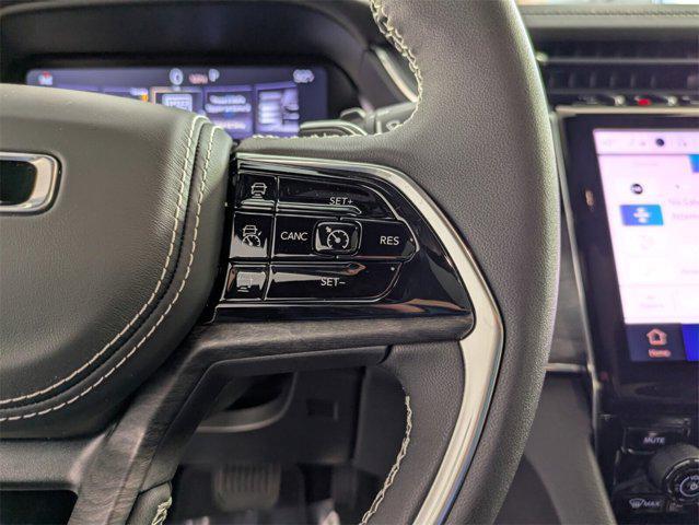 new 2025 Jeep Grand Cherokee car, priced at $50,067