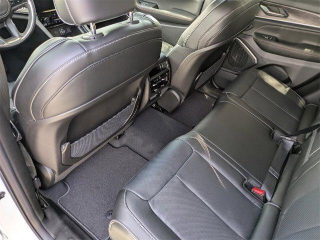 new 2025 Jeep Grand Cherokee car, priced at $50,067