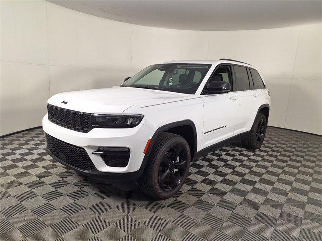 new 2025 Jeep Grand Cherokee car, priced at $38,610