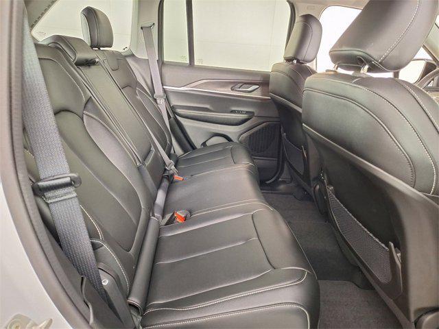 new 2025 Jeep Grand Cherokee car, priced at $38,610