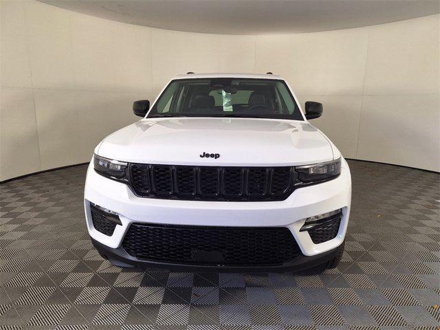 new 2025 Jeep Grand Cherokee car, priced at $38,610