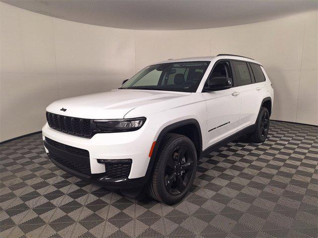 new 2025 Jeep Grand Cherokee L car, priced at $41,558