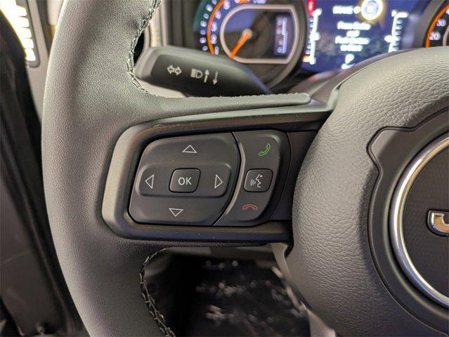 new 2025 Jeep Wrangler car, priced at $44,578