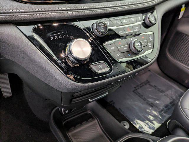 new 2025 Chrysler Pacifica car, priced at $38,917