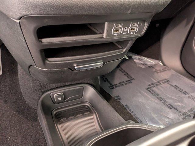 new 2025 Chrysler Pacifica car, priced at $38,917
