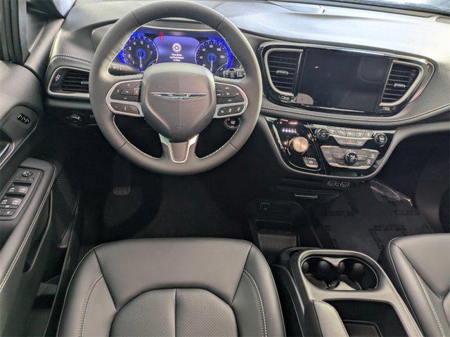 new 2025 Chrysler Pacifica car, priced at $38,917