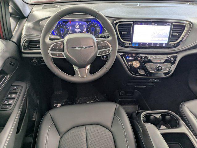 new 2025 Chrysler Pacifica car, priced at $39,367