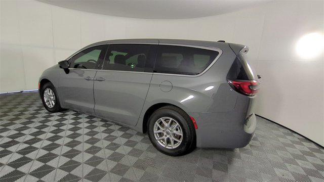 new 2025 Chrysler Pacifica car, priced at $40,909