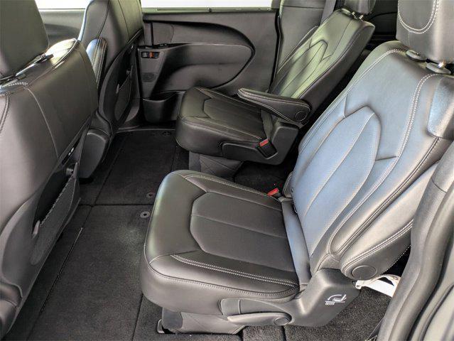 new 2025 Chrysler Pacifica car, priced at $40,909