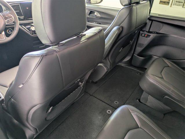 new 2025 Chrysler Pacifica car, priced at $40,909