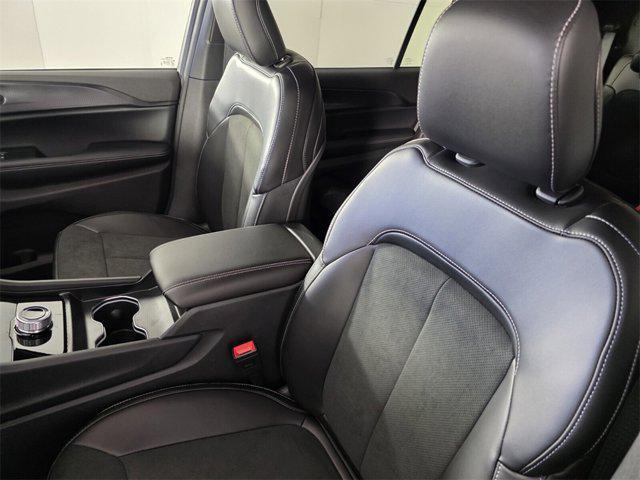 new 2025 Jeep Grand Cherokee L car, priced at $37,159