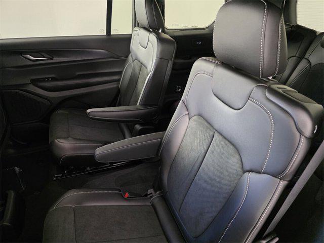 new 2025 Jeep Grand Cherokee L car, priced at $37,159