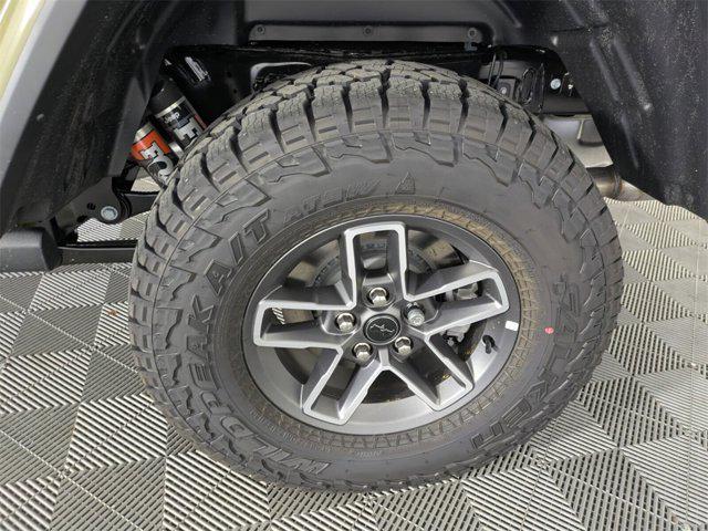 new 2025 Jeep Gladiator car, priced at $53,095