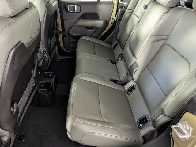 new 2025 Jeep Gladiator car, priced at $53,095