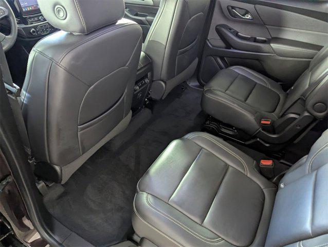 used 2022 Chevrolet Traverse car, priced at $23,888