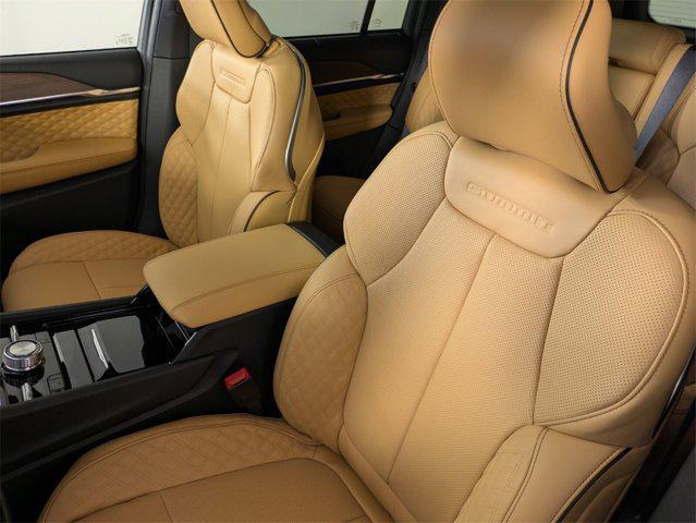 new 2025 Jeep Grand Cherokee car, priced at $55,841