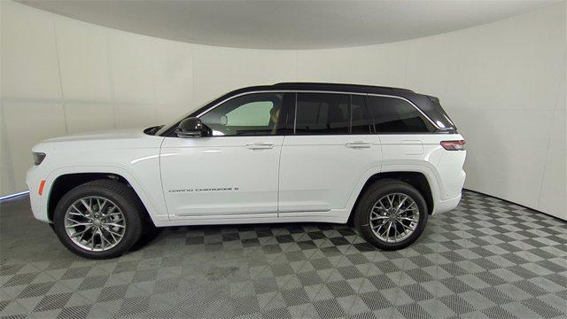 new 2025 Jeep Grand Cherokee car, priced at $55,841