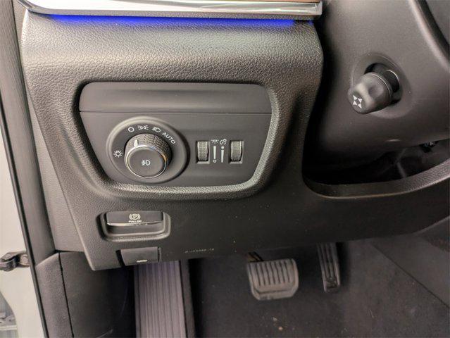 new 2025 Jeep Grand Cherokee car, priced at $55,841
