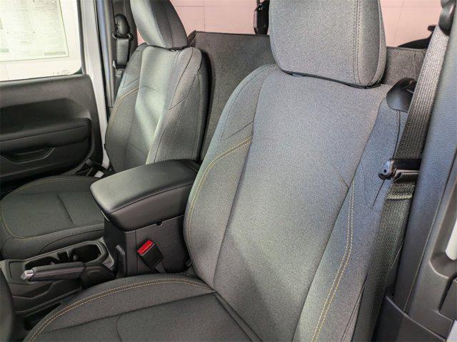 new 2025 Jeep Wrangler car, priced at $34,098