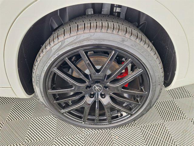 new 2024 Maserati Levante car, priced at $99,993