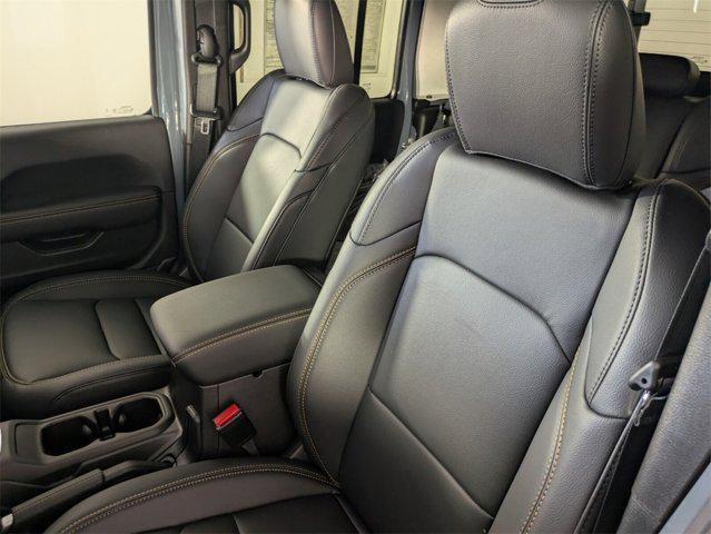new 2025 Jeep Gladiator car, priced at $42,886